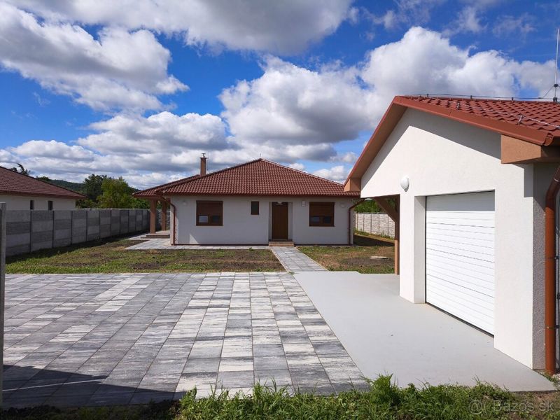 Moderná novostavba domu Radvaň nad Dunajom – fotografia 3
